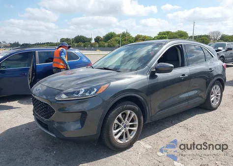 2020 Ford Escape Se z USA, uszkodzony, nr VIN 1FMCU0G60LUA08619